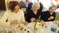 /album/2025-27-novembre-les-lyonnais-a-neyron/10-au-dessert-tout-le-monde-se-regale-jpg/